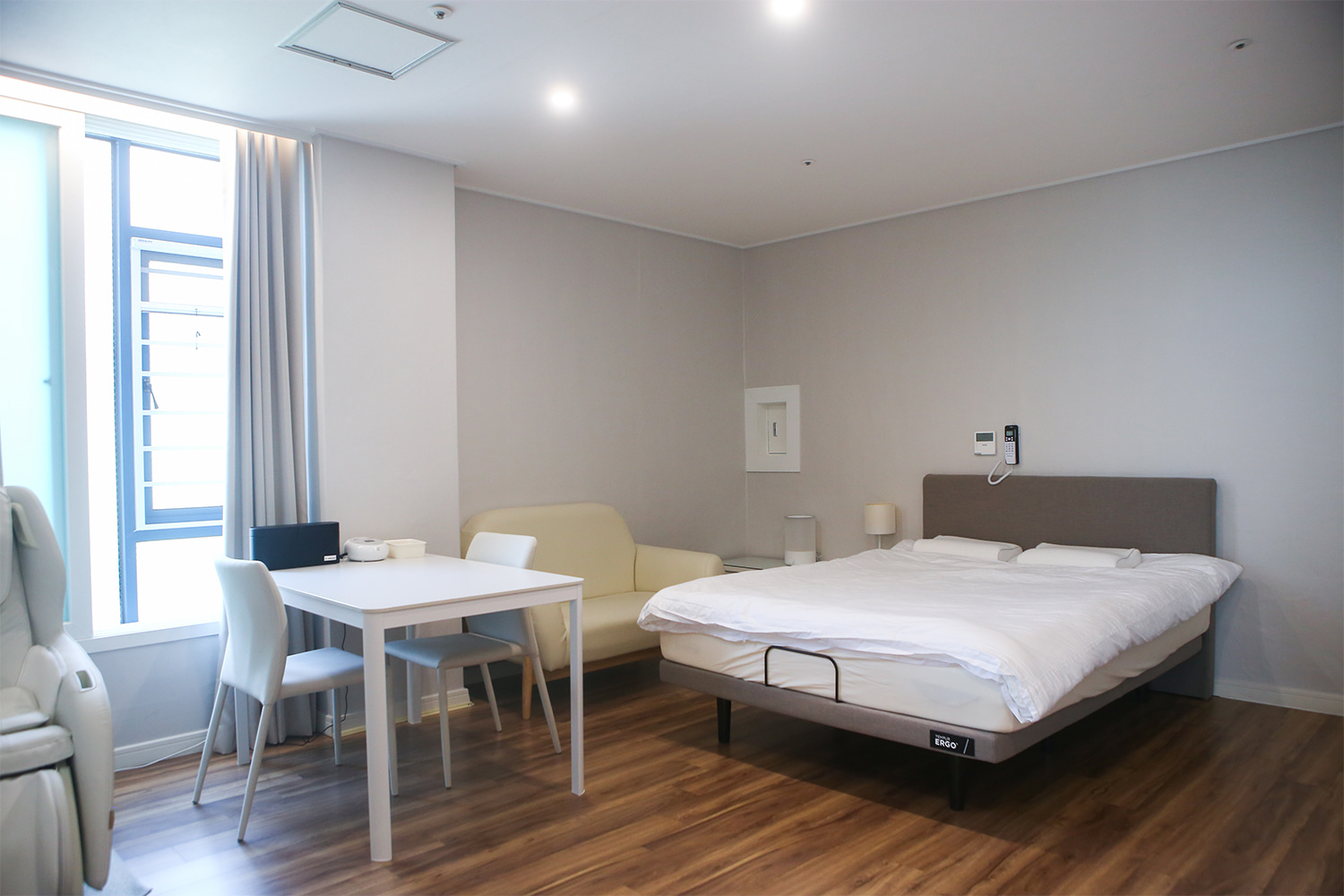 PC 메인 비주얼 이미지